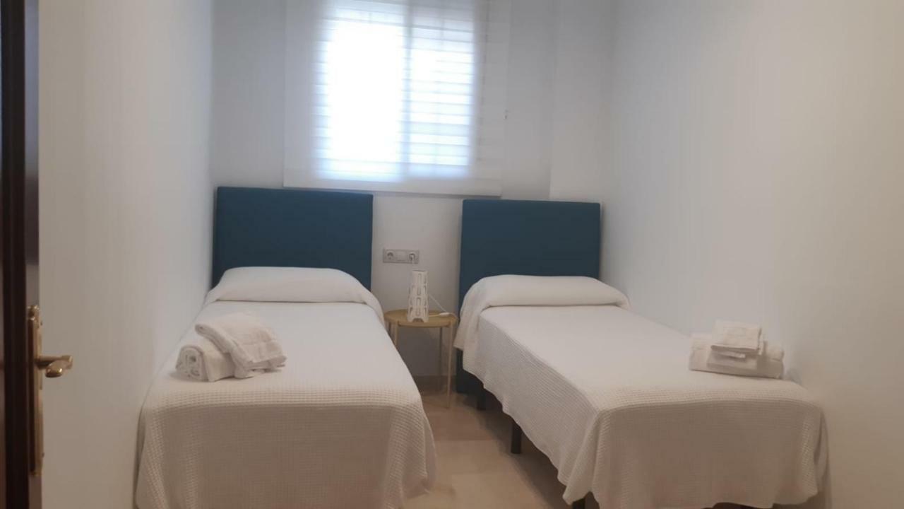 Apartamento Plaza Alfonso XII Málaga Exterior foto